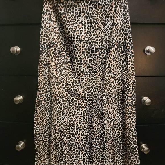 Leopard print midi skirt - Picture 2 of 3